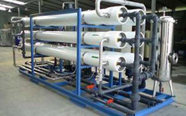 反滲透供水設(shè)備